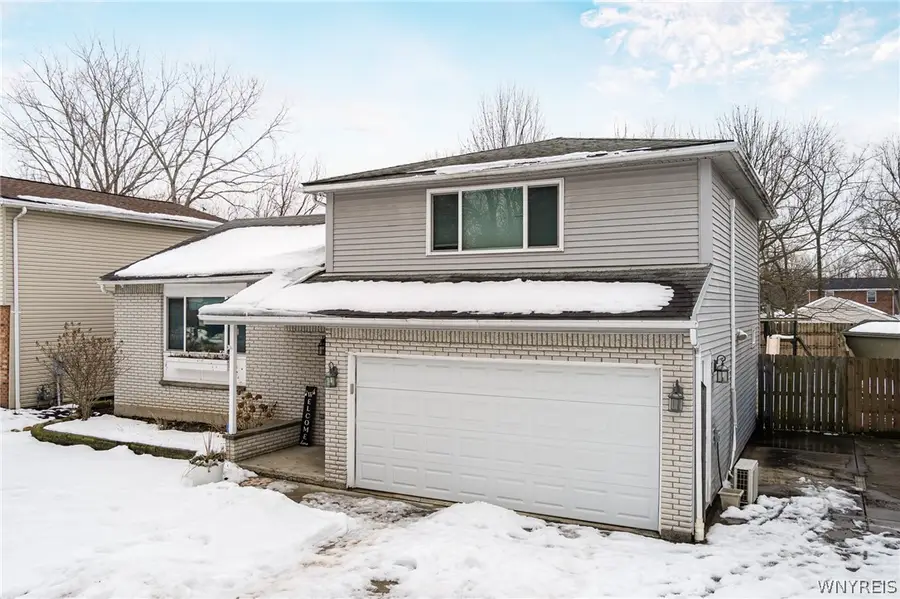 92 Sunset Ct, Amherst, NY 14228 - #2