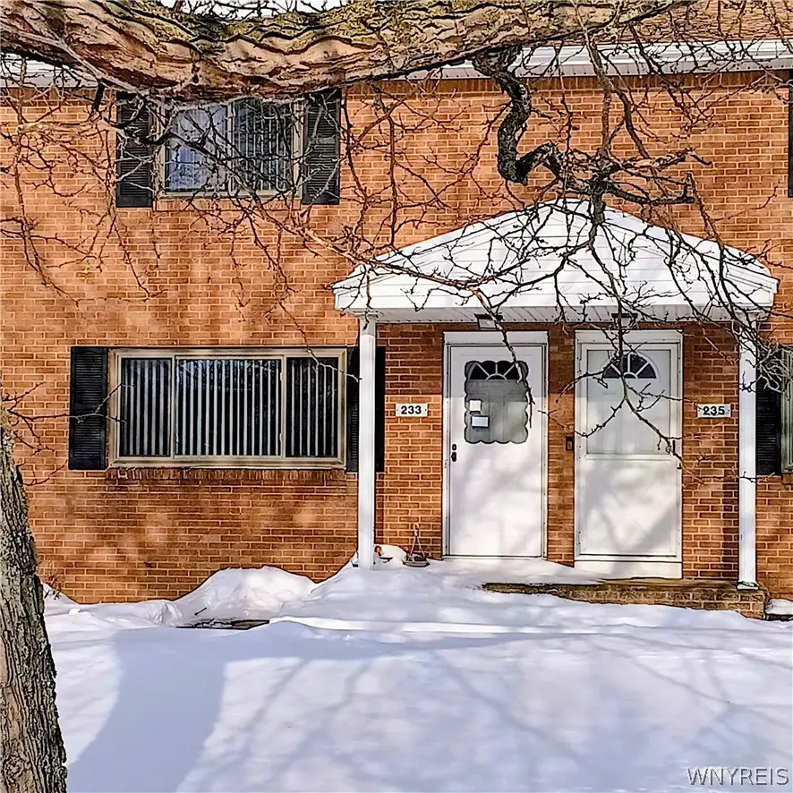 233 Greenmeadow Drive, West Seneca, NY 14224 - #2