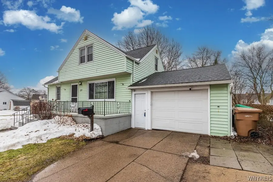 27 N Park Avenue, Cheektowaga, NY 14225 - #2