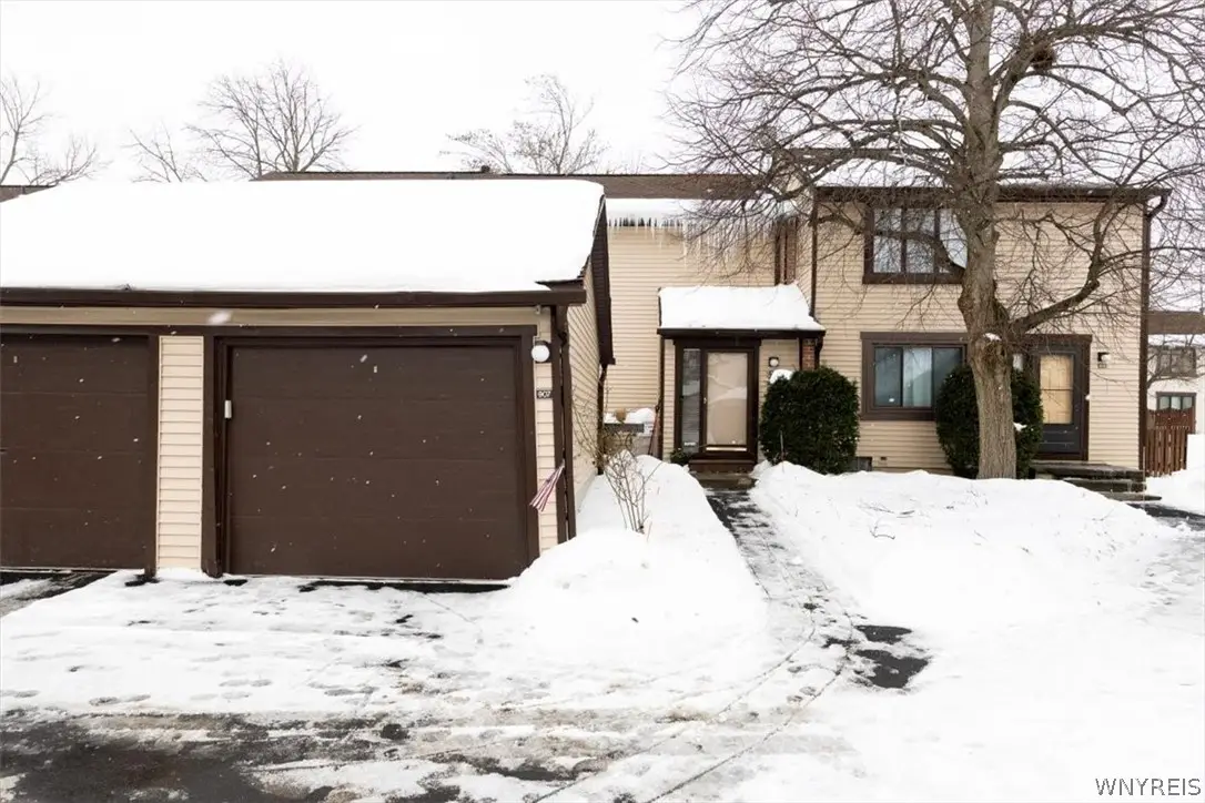 907 Charlesgate Circle, East Amherst, NY 14051 - #1