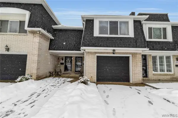 208 Harrogate, Buffalo, NY 14221