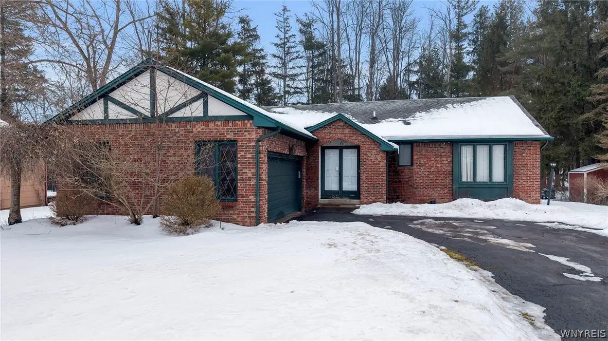 135 Misty Lane, East Amherst, NY 14051 - #1
