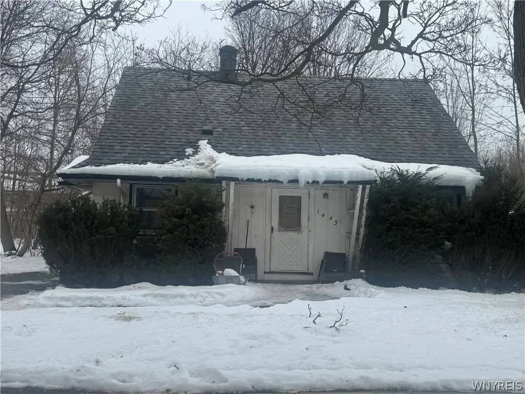 1443 Wyoming Avenue, Niagara Falls, NY 14305 - #1