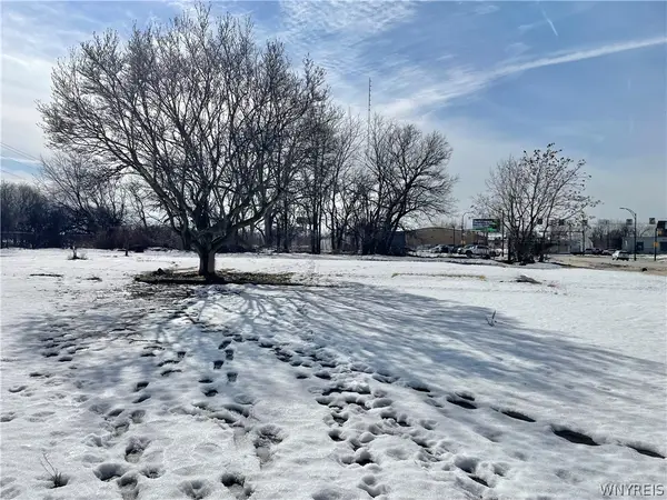 355 Kensington Avenue, Buffalo, NY 14214