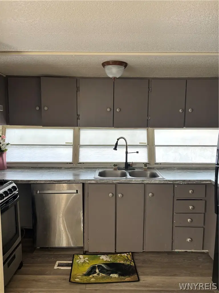 1021 Olean Road, East Aurora, NY 14052 - #2