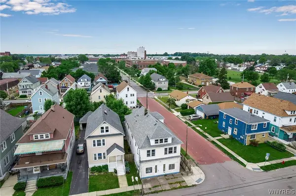 72 Sunset Street, Buffalo, NY 14207