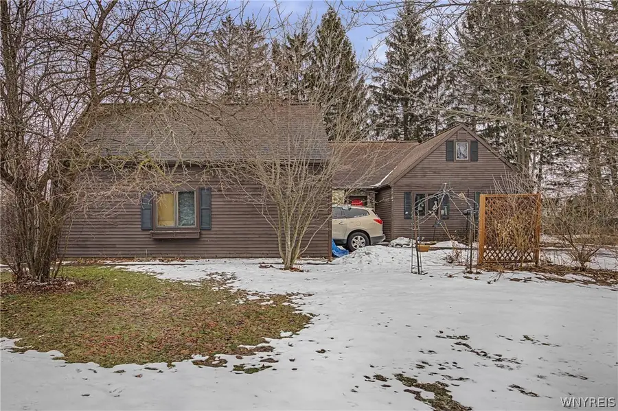 9244 Robbins Road, Le Roy, NY 14482 - #3