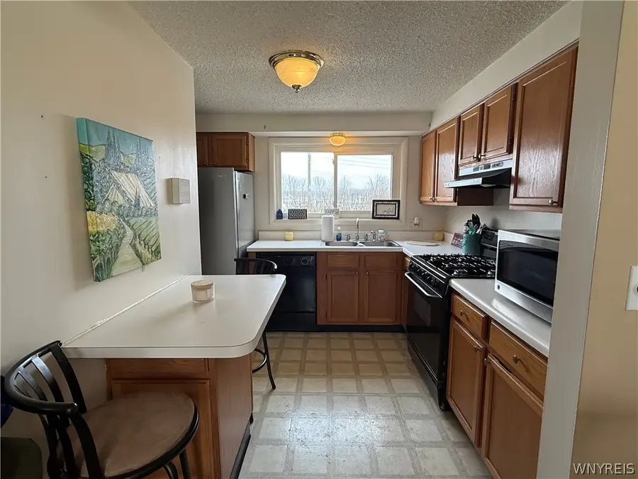 5131 Tuscarora Road, Niagara Falls, NY 14304 - #2