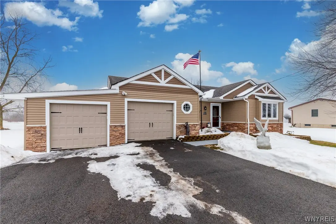 4788 Mapleton Road, Lockport, NY 14094 - #1