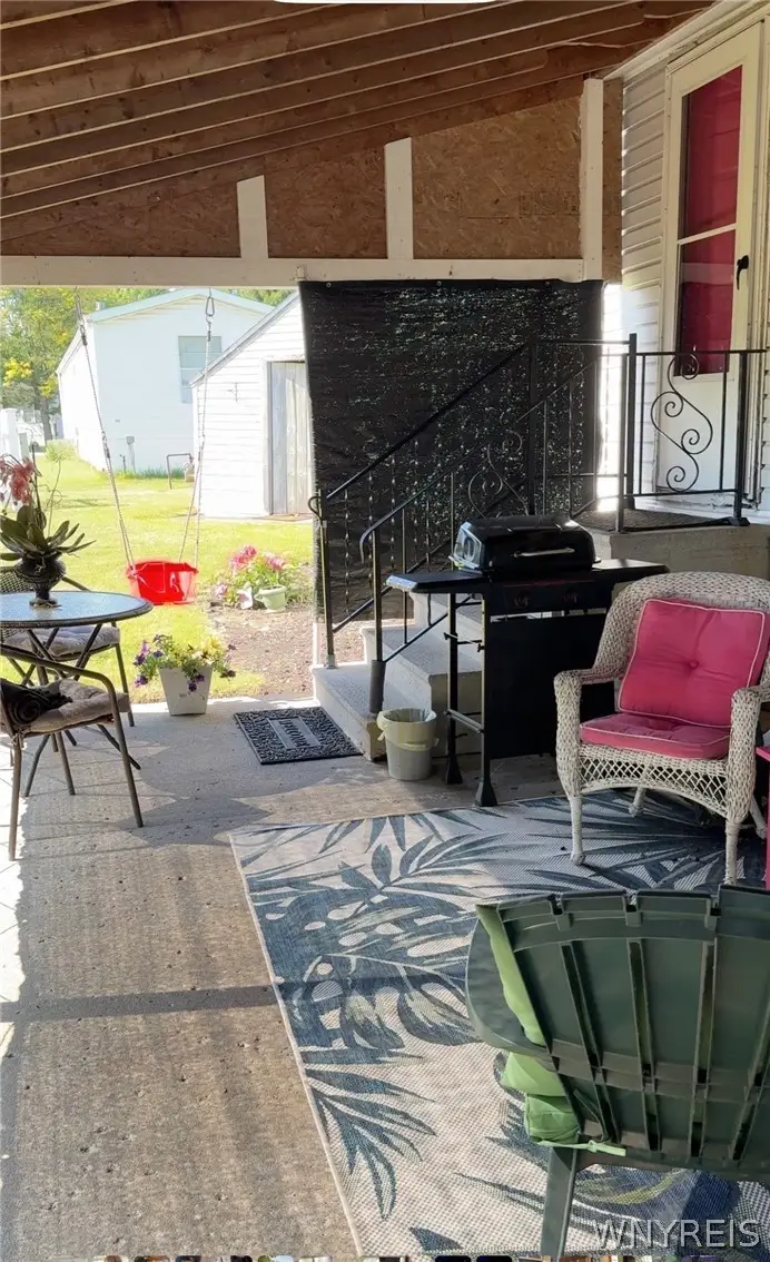 1052 Fernwood Dr., Lockport, NY 14094 - #2