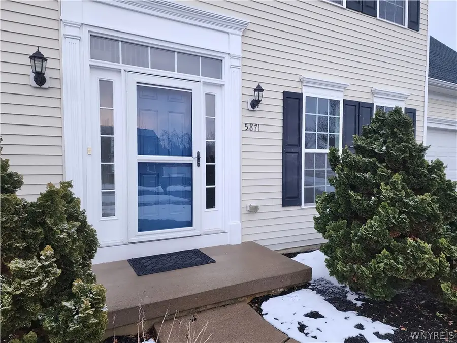 5871 Pinehurst Court, Lake View, NY 14085 - #2