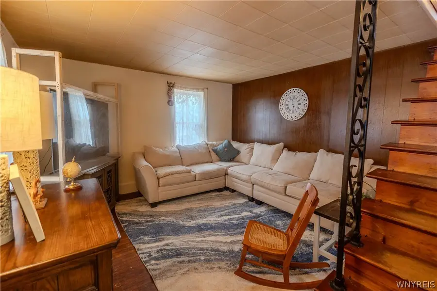 5924 Broadway Street, Lancaster, NY 14086 - #2