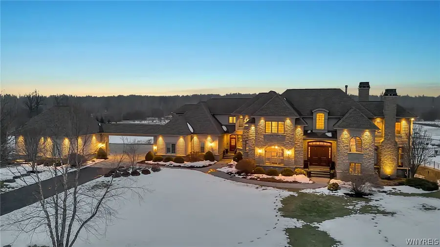 7260 Country View Lane, Clarence Center, NY 14032 - #2