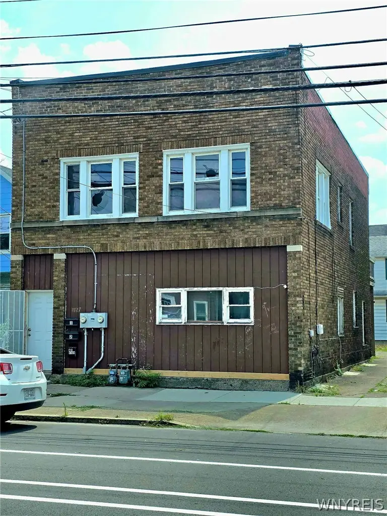 1727 Ferry Avenue, Niagara Falls, NY 14301 - #1