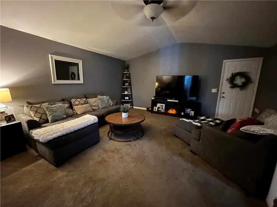 63 Sprucewood Drive, Buffalo, NY 14227 - #2