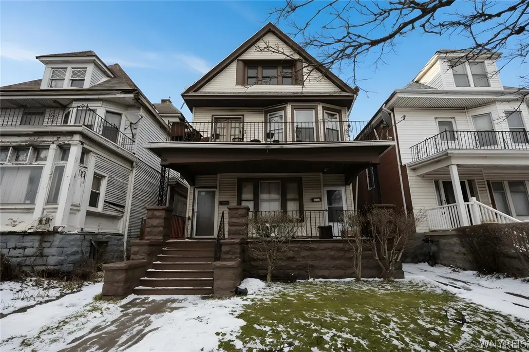 674 Humboldt Parkway, Buffalo, NY 14211 - #1