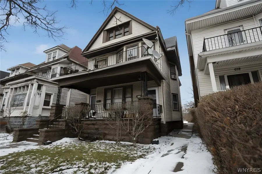 674 Humboldt Parkway, Buffalo, NY 14211 - #2