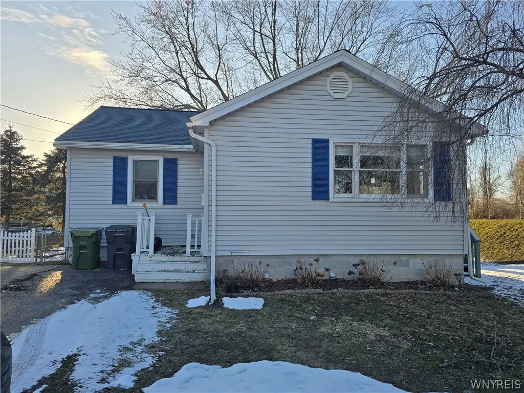 9 Butler Parkway, Middleport, NY 14105 - #1