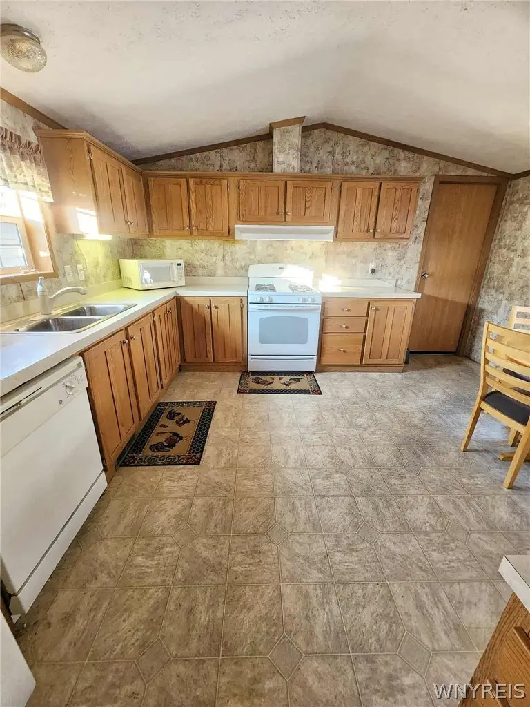 123 Green Valley Estates, Great Valley, NY 14741 - #3