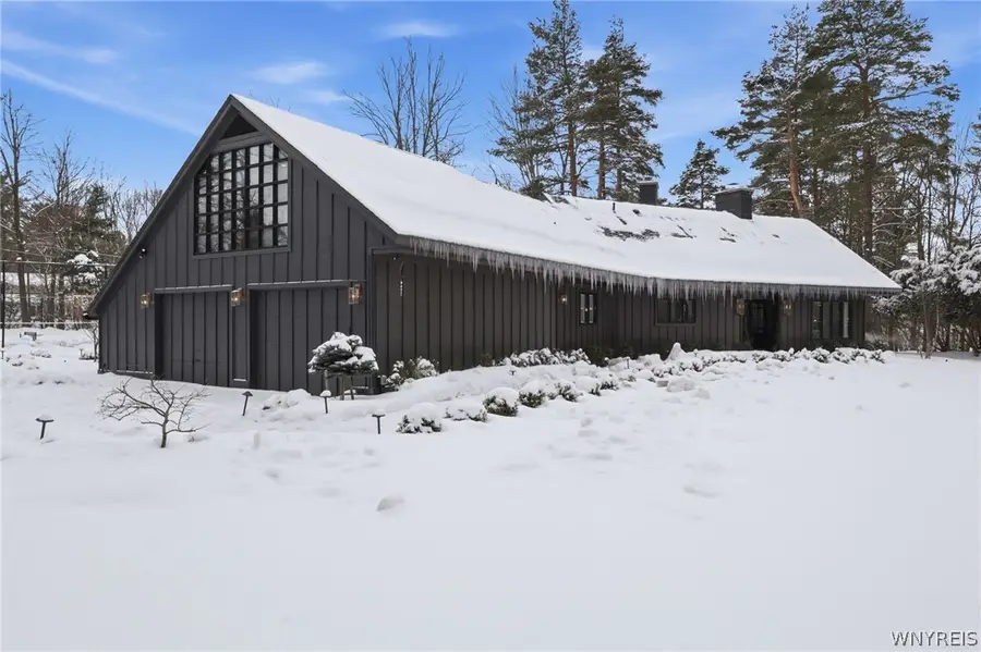 11 Chase Road, Orchard Park, NY 14127 - #3