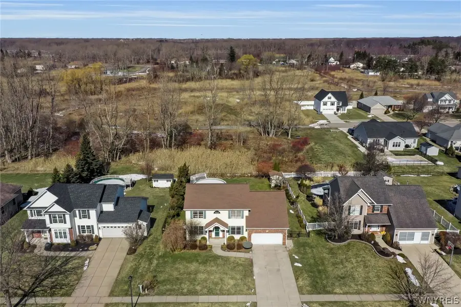 24 Garnet Drive, Buffalo, NY 14227 - #2