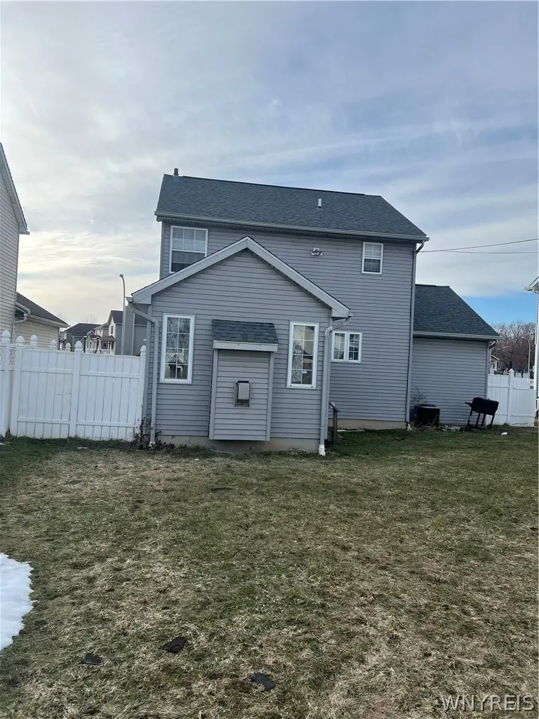 635 Jefferson Avenue, Buffalo, NY 14204 - #2