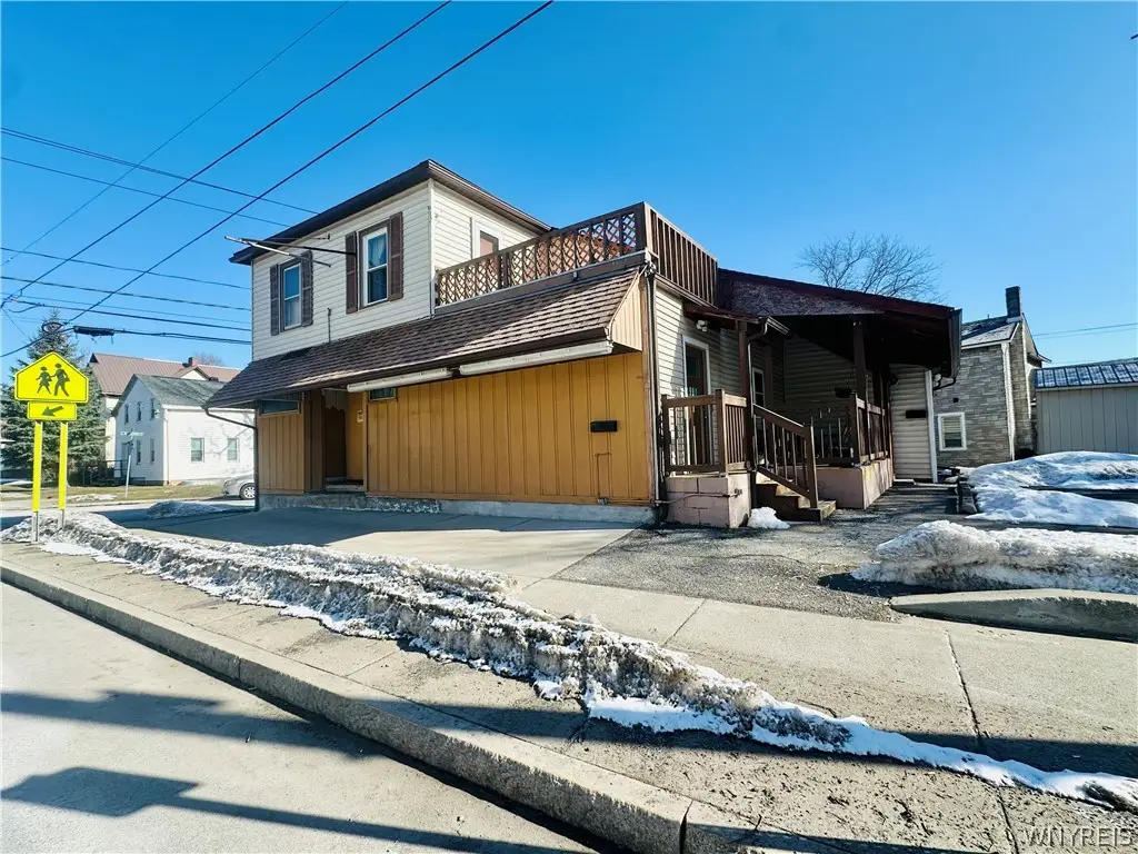 901 S Main Street, Medina, NY 14103 - #1