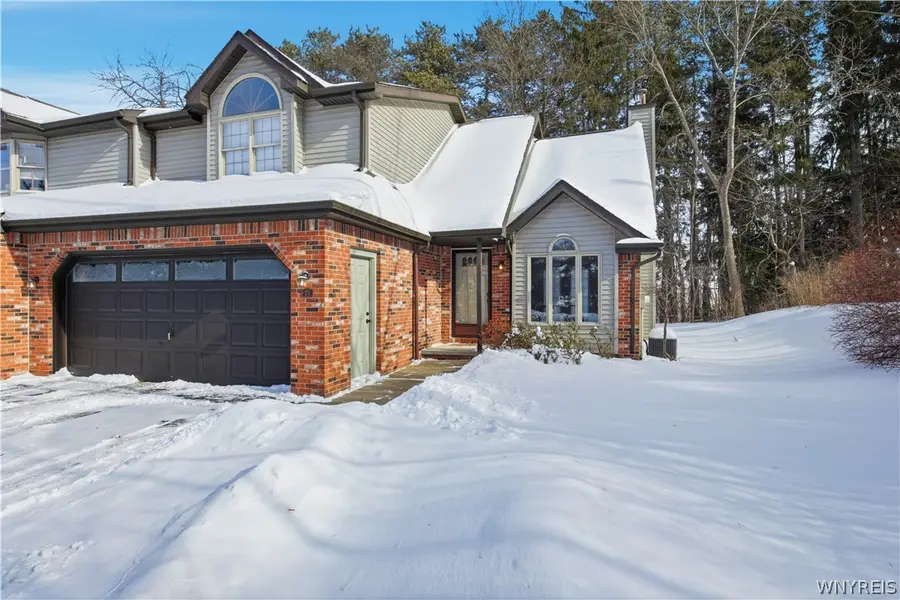 24 In The Woods Lane, Buffalo, NY 14224 - #2