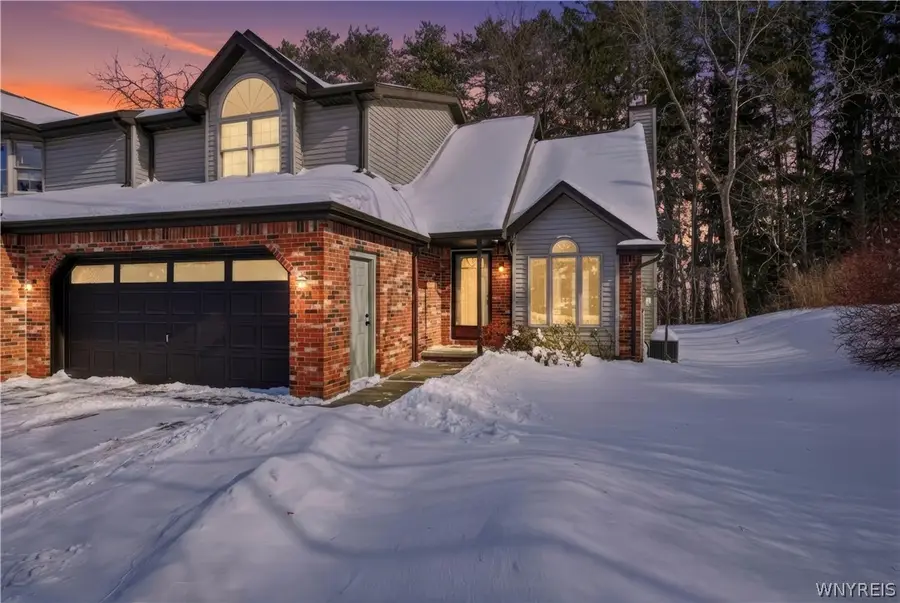 24 In The Woods Lane, Buffalo, NY 14224 - #3