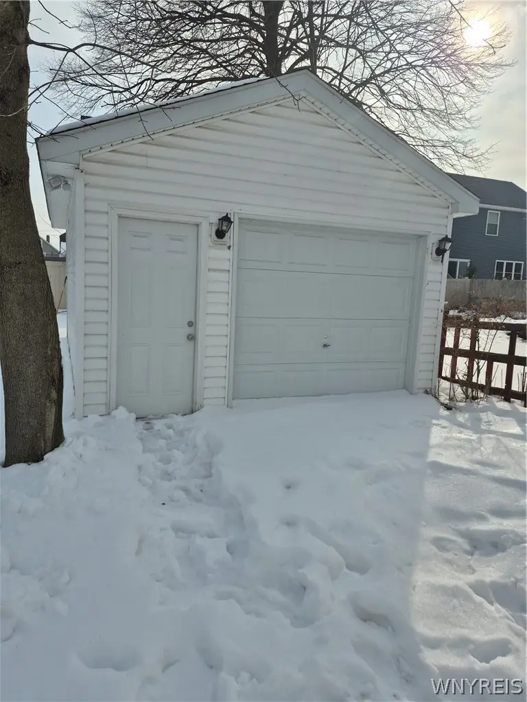 519 Saint Lawrence Avenue, Buffalo, NY 14216 - #3