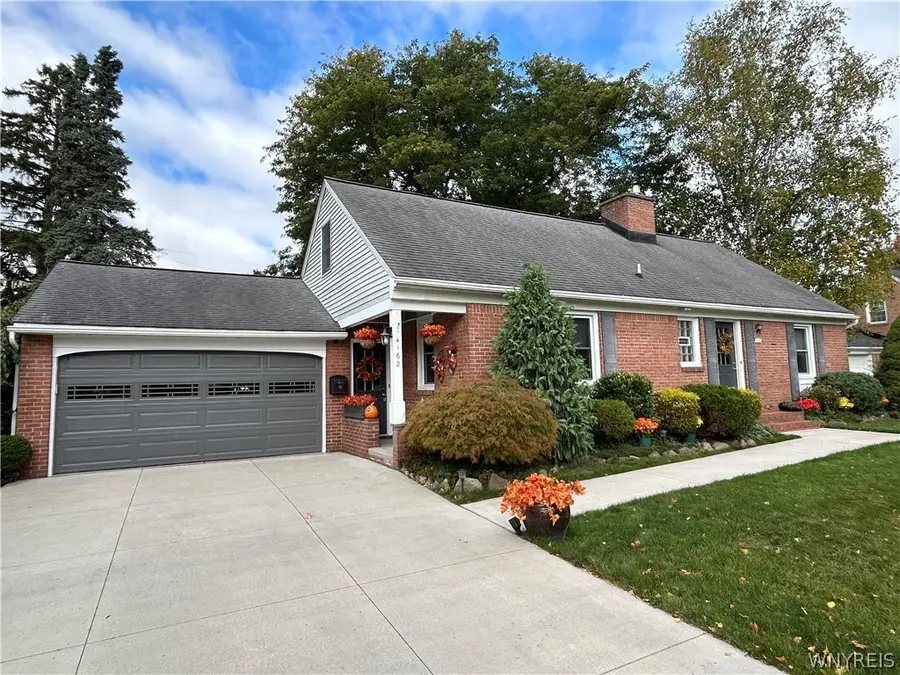 4162 Vinewood Drive, Buffalo, NY 14221 - #2