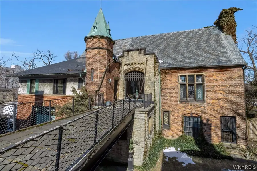 21 Mayfair Lane, Buffalo, NY 14201 - #2