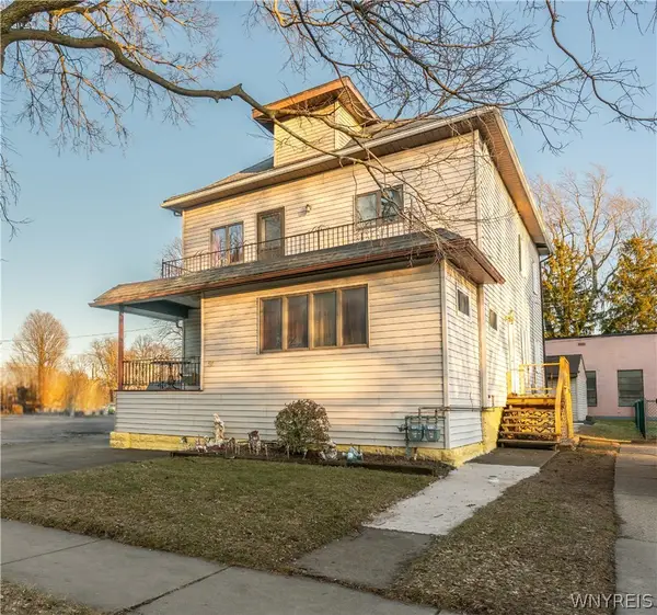 97 Red Jacket Parkway, Buffalo, NY 14220