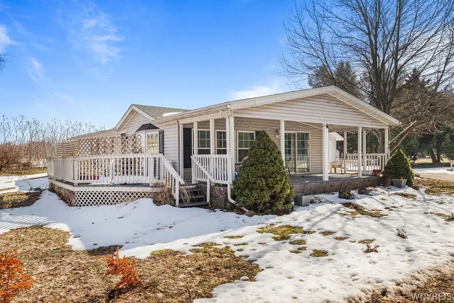 1407 Breeze Way E, Newfane, NY 14108 - #3