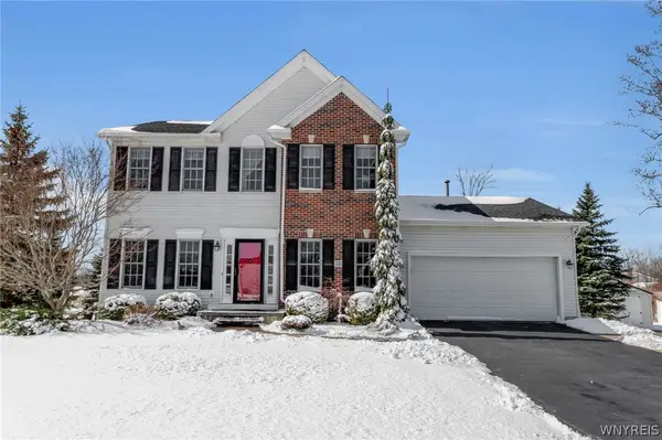 30 Ferndale Drive, Orchard Park, NY 14127