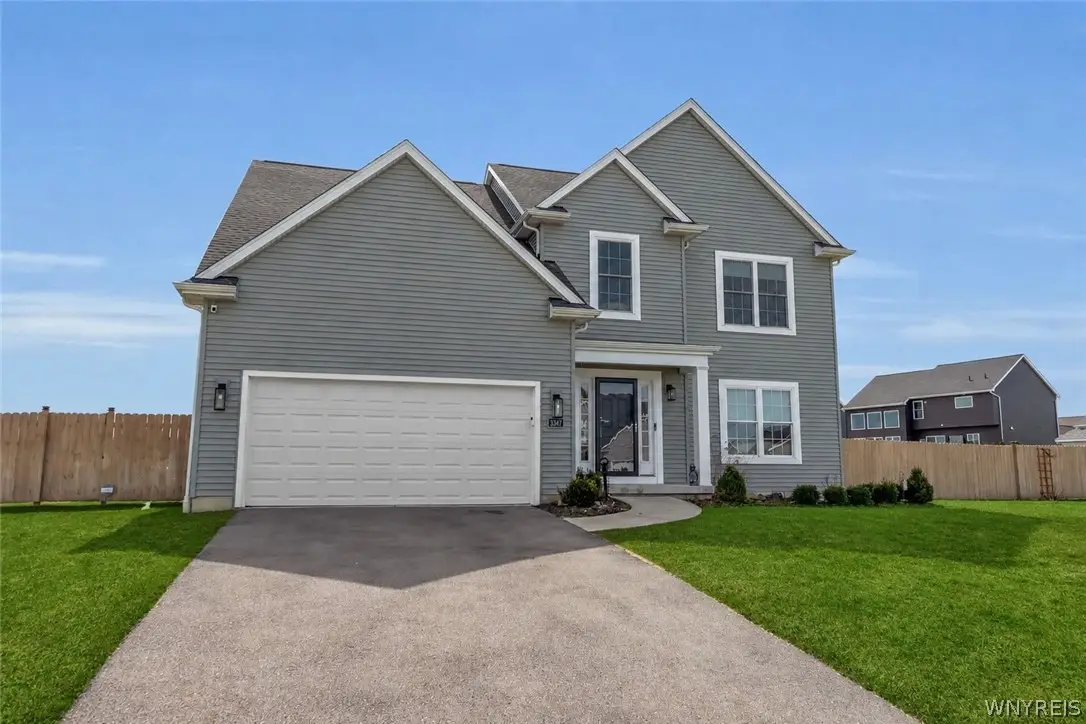3347 Cross Creek, Hamburg, NY 14075 - #1