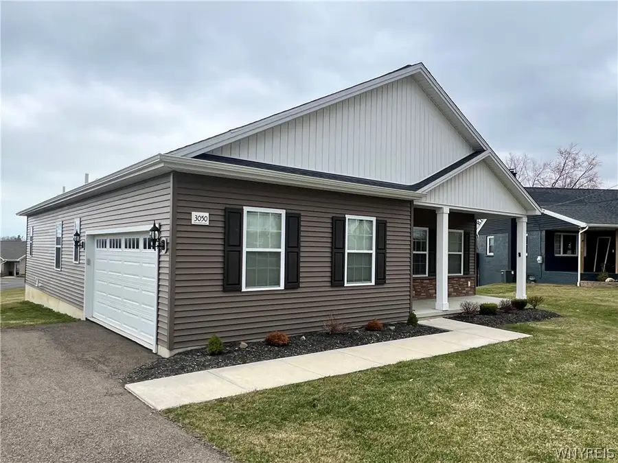 3050 Pleasant Avenue, Hamburg, NY 14075 - #3