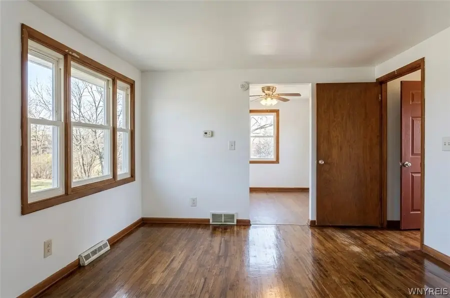 35 Crandon Boulevard, Buffalo, NY 14225 - #3