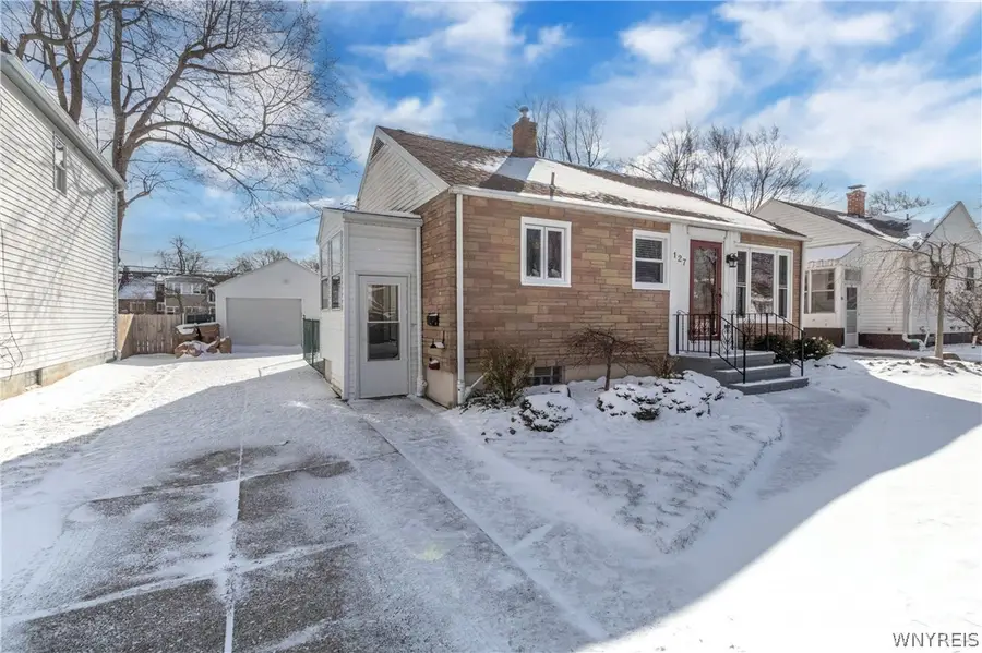 127 Briarcliff Road, Buffalo, NY 14225 - #2