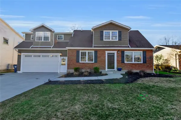 216 N Linden Street, Williamsville, NY 14221