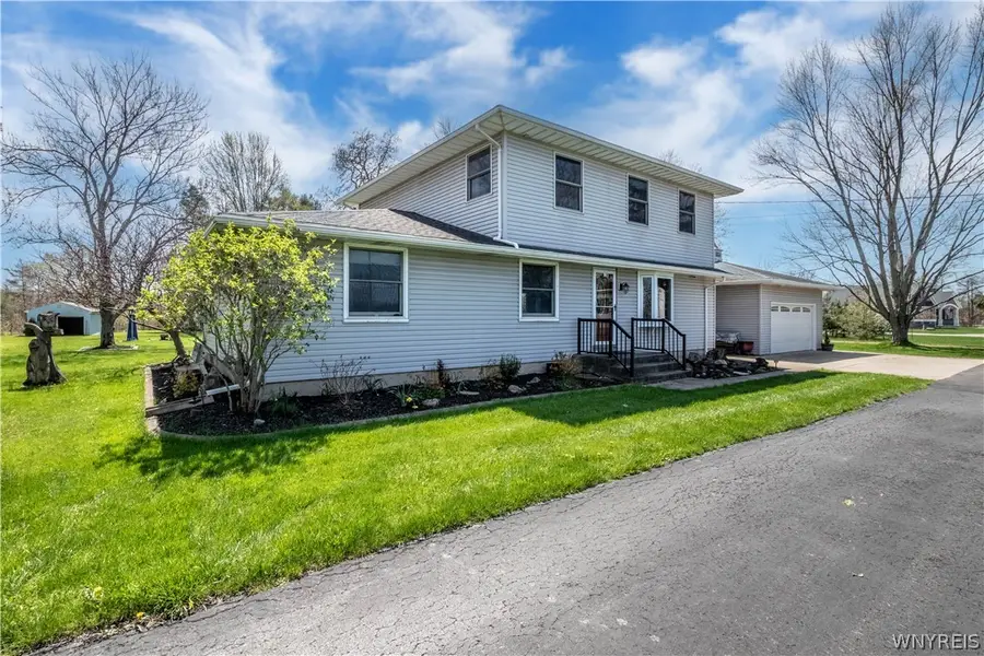 3878 Lockport Road, Sanborn, NY 14132 - #3