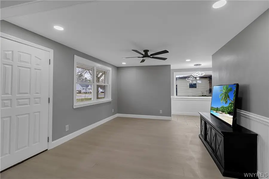 363 Country Parkway, Williamsville, NY 14221 - #2