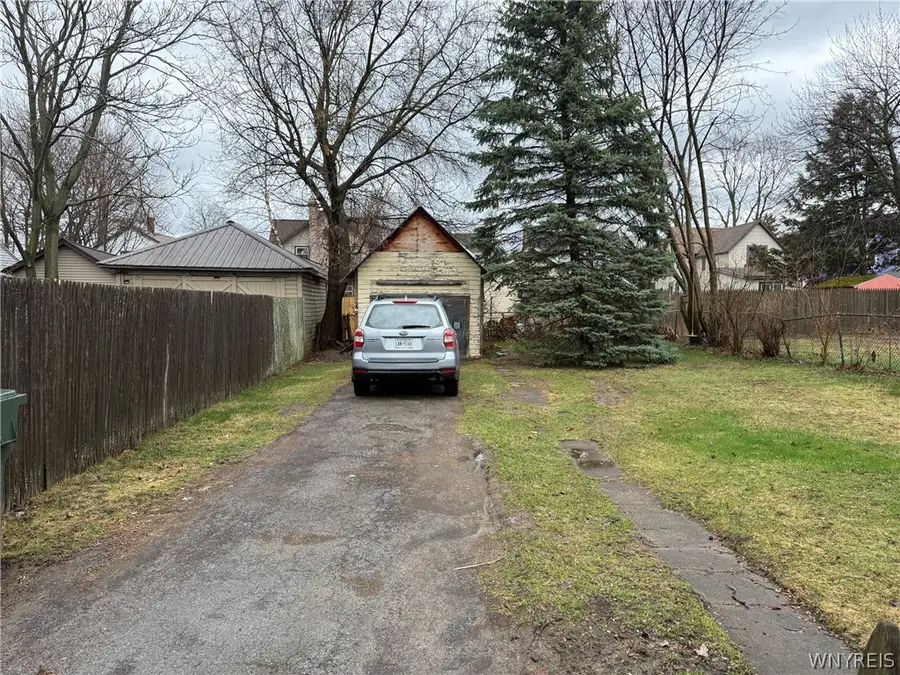 303 Bryant Street, North Tonawanda, NY 14120 - #3