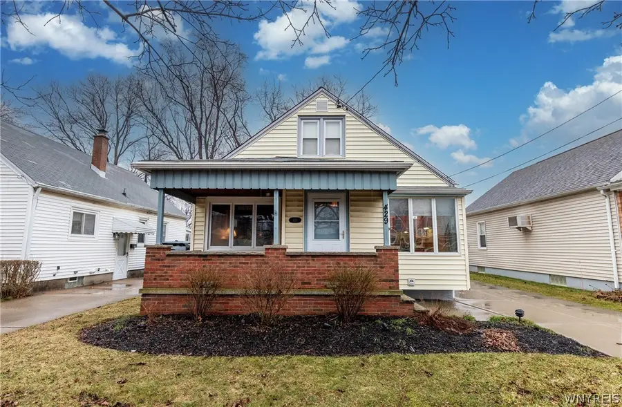 429 71st Street, Niagara Falls, NY 14304 - #2