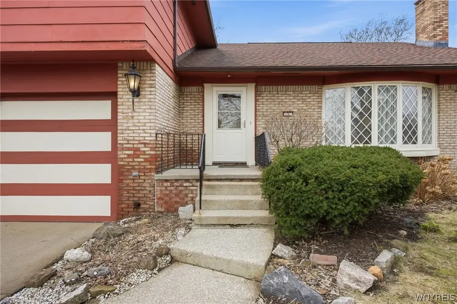 3 Gilmore Dr, Cheektowaga, NY 14225 - #2