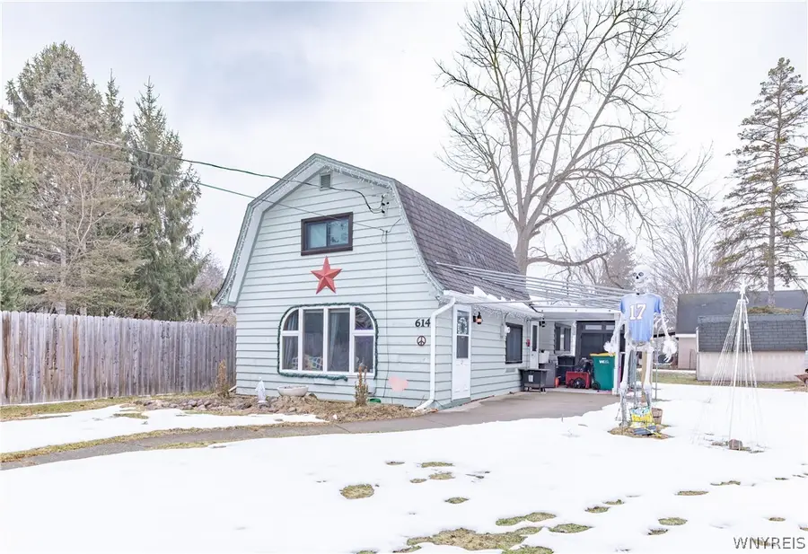 614 Crescent Avenue, East Aurora, NY 14052 - #3