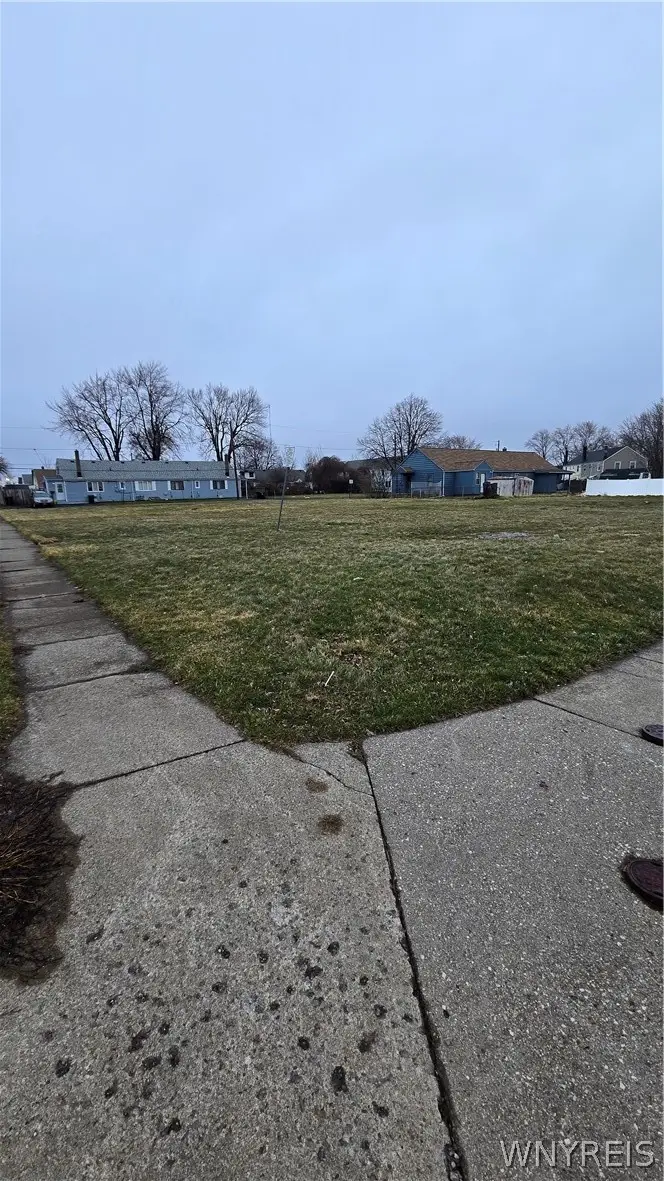 205 Sheridan Parkside Drive, Tonawanda, NY 14150 - #1