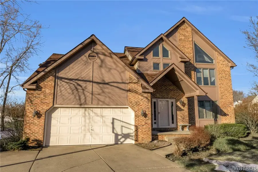 8 Amsley Ct, East Amherst, NY 14051 - #3