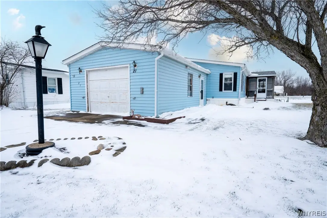 21 Golden Pond, Akron, NY 14001 - #1