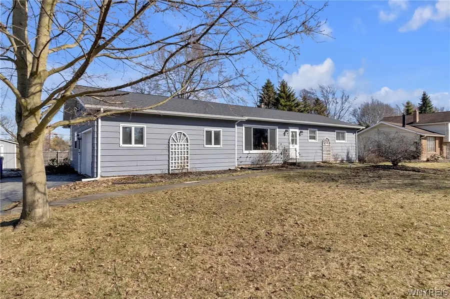 5769 Griffin Street, Sanborn, NY 14132 - #2